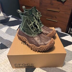 Salehe Bembury Crocs “Cyprus” Duck Boot